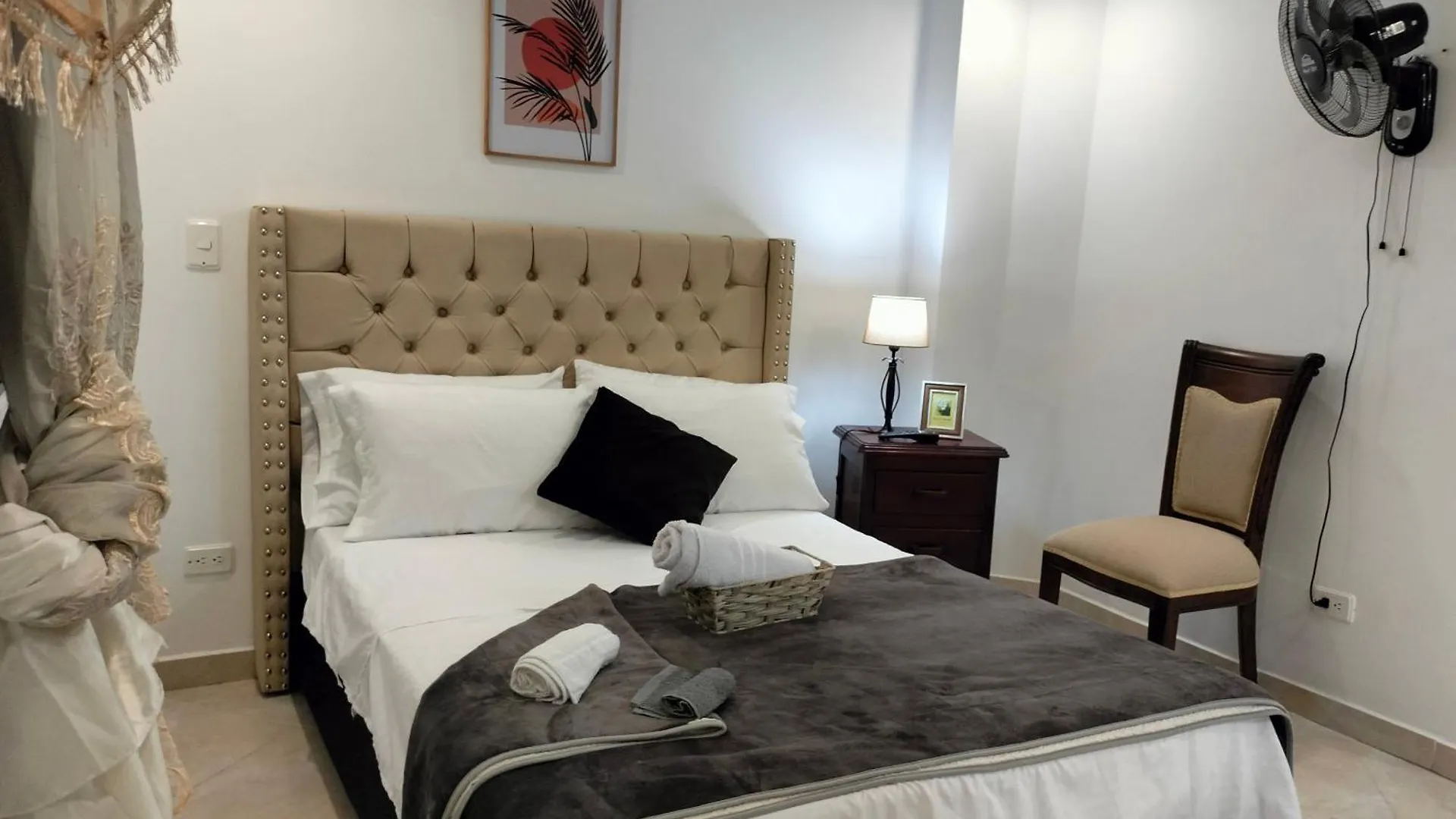Apartamento En El Corazon De La Ciudad Con Impresionantes Vistas Urbanas ميديلين