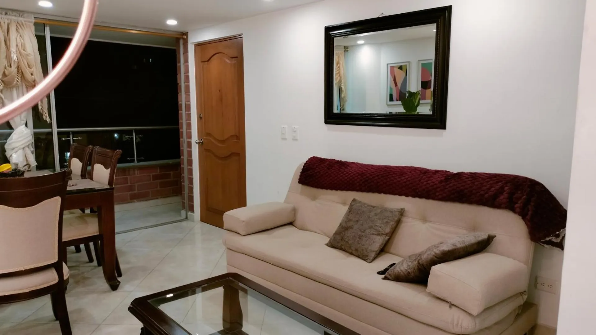 شقة Apartamento En El Corazon De La Ciudad Con Impresionantes Vistas Urbanas ميديلين كولومبيا