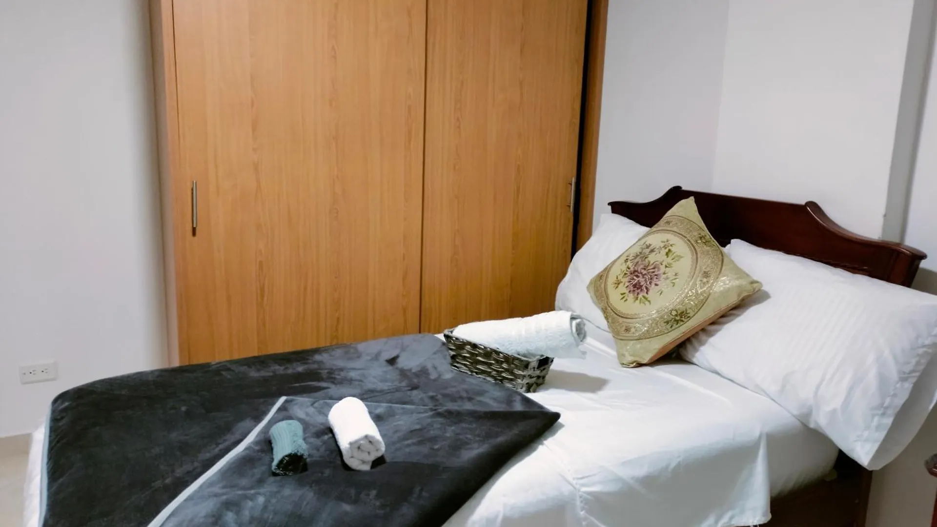 Apartamento En El Corazon De La Ciudad Con Impresionantes Vistas Urbanas Medellin