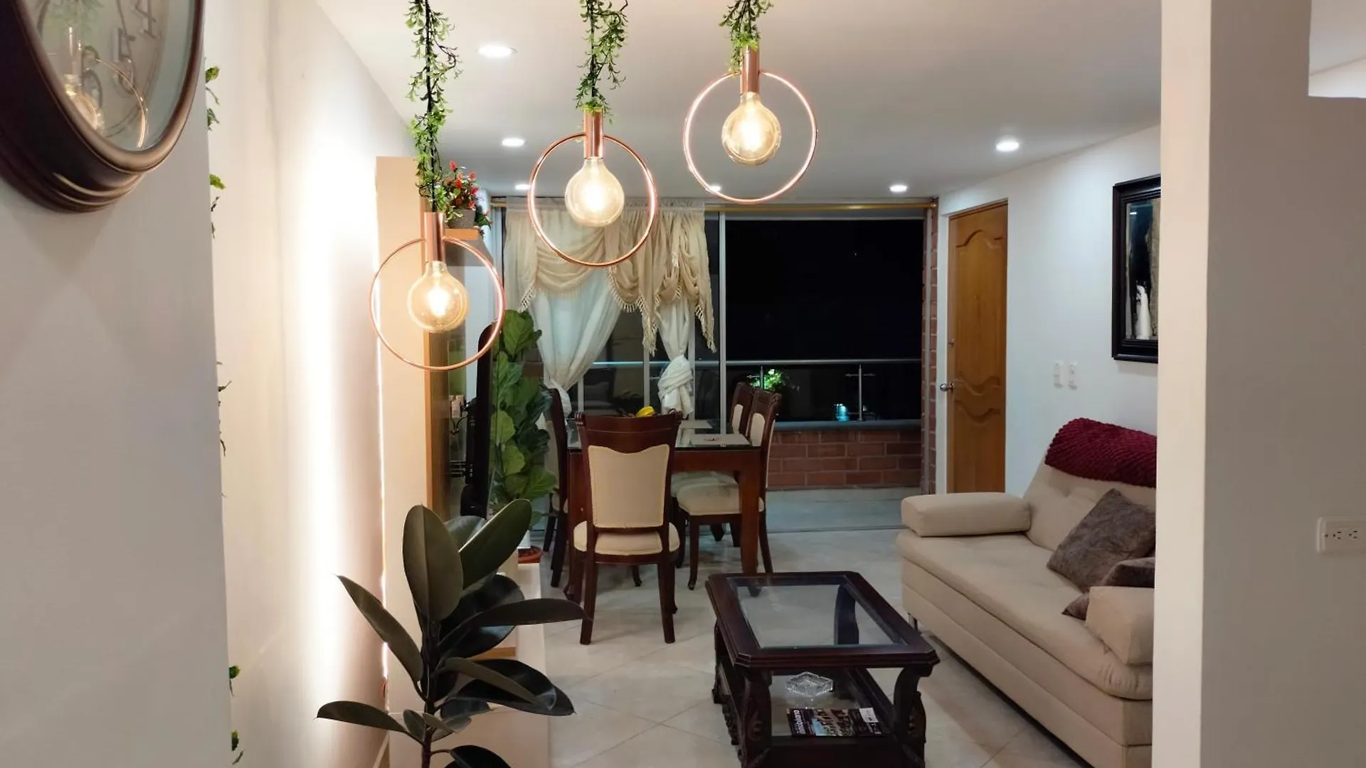 Apartment Apartamento En El Corazon De La Ciudad Con Impresionantes Vistas Urbanas Medellin Colombia